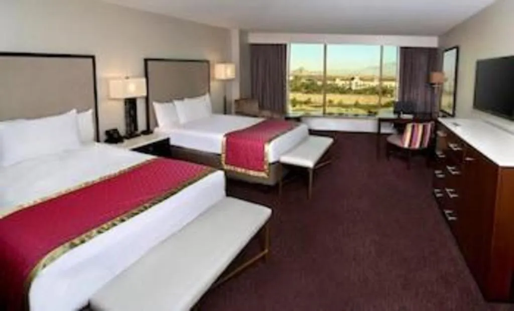 Bed in Suncoast Hotel and Casino