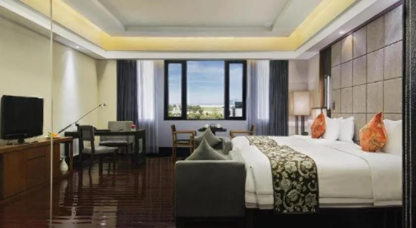 Bed in Worldhotel Grand Dushulake Suzhou