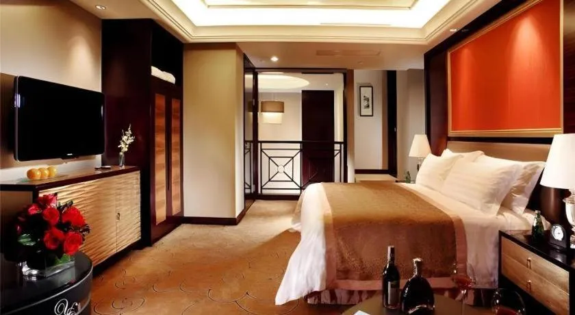 Bed in Royal Tulip Hotel Zhujiajiao Shanghai