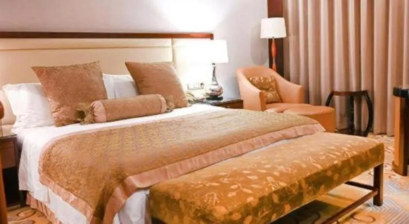 Bed in Royal Tulip Hotel Zhujiajiao Shanghai