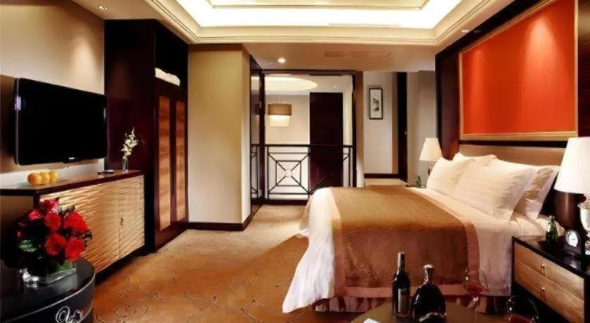 Bed in Royal Tulip Hotel Zhujiajiao Shanghai