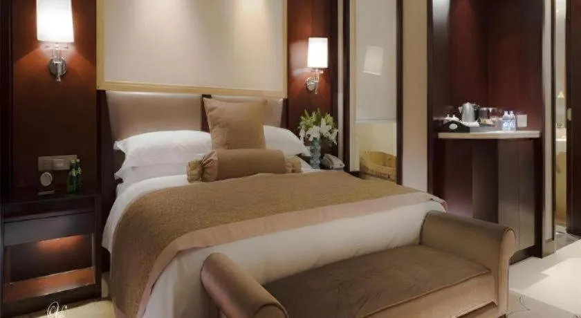 Bed in Royal Tulip Hotel Zhujiajiao Shanghai