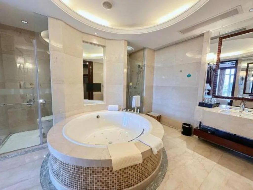 Royal Tulip Hotel Zhujiajiao Shanghai