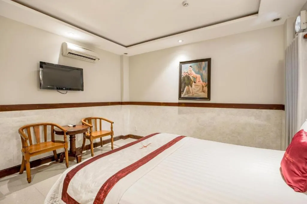 Bed in Ha Oanh Hotel