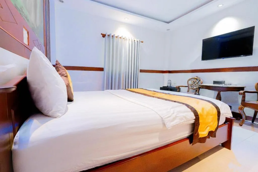 Bed in Ha Oanh Hotel