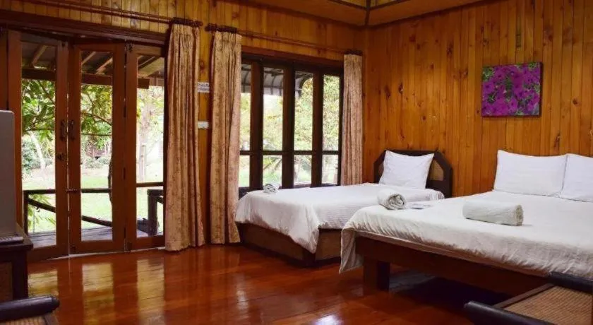 Bed in Indie House @ Maerim