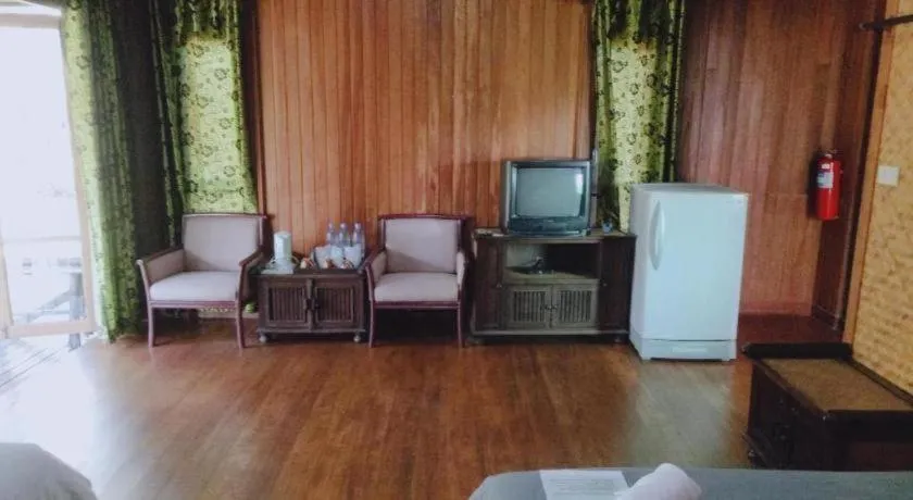 Indie House @ Maerim