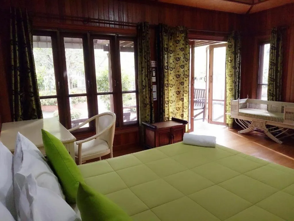 Bed in Indie House @ Maerim