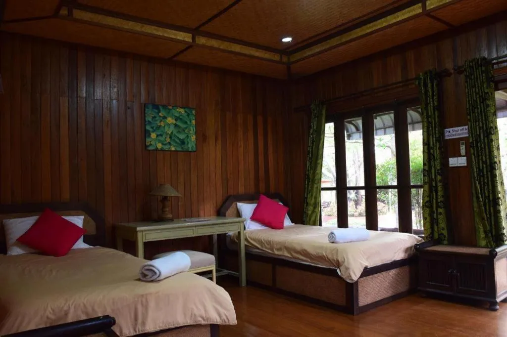 Bed in Indie House @ Maerim