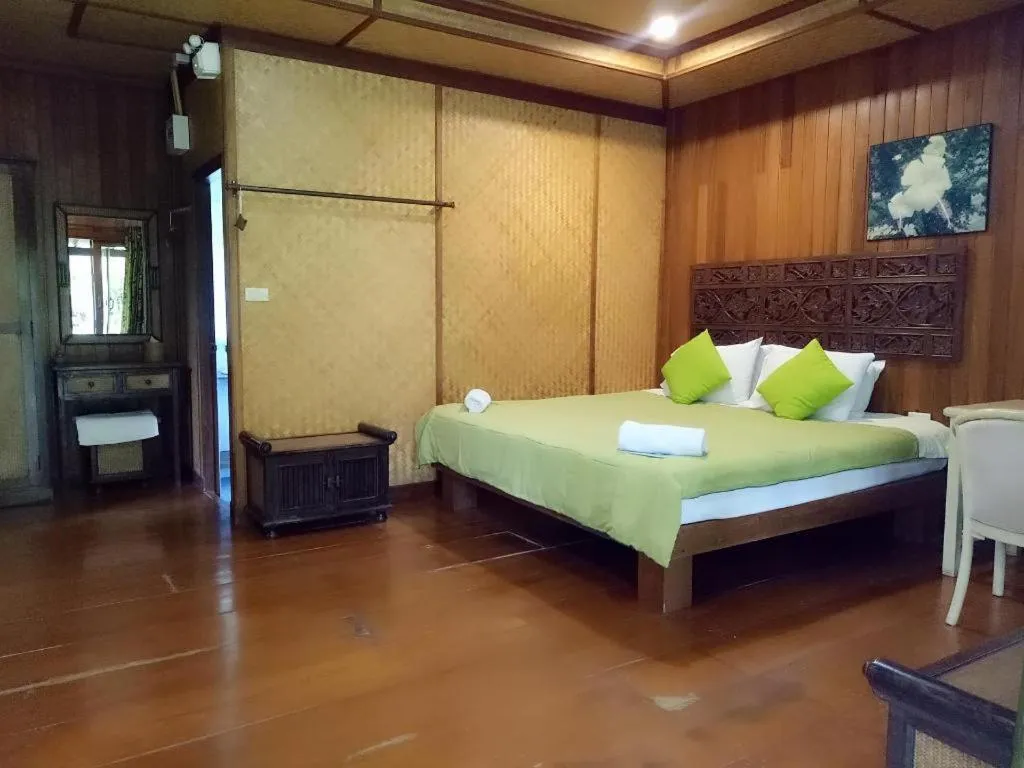 Bed in Indie House @ Maerim