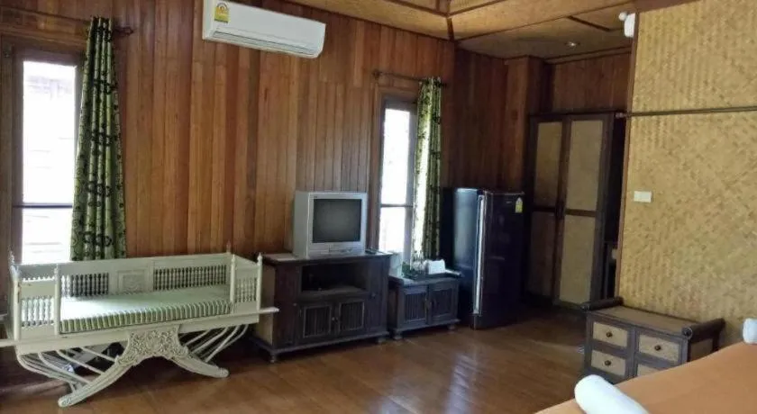 Indie House @ Maerim