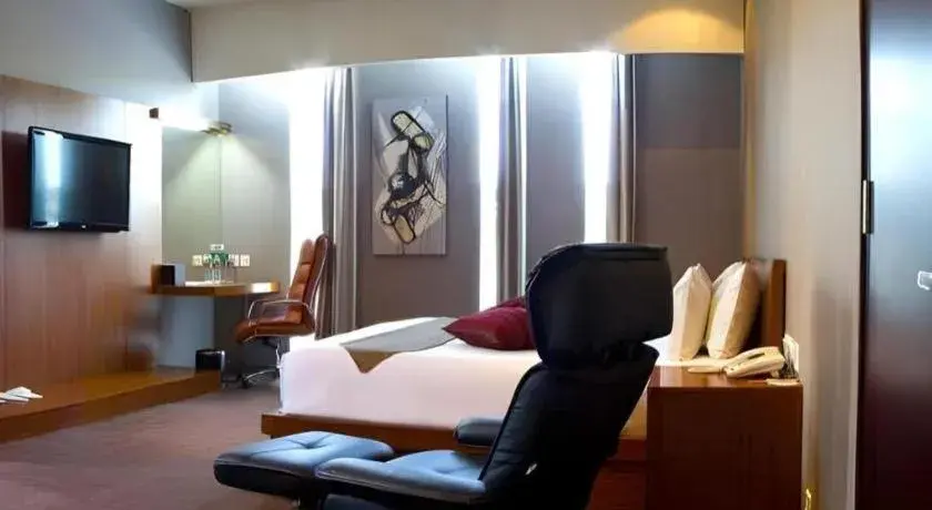 Bed in Plan B Hotel Bed in Plan B Hotel