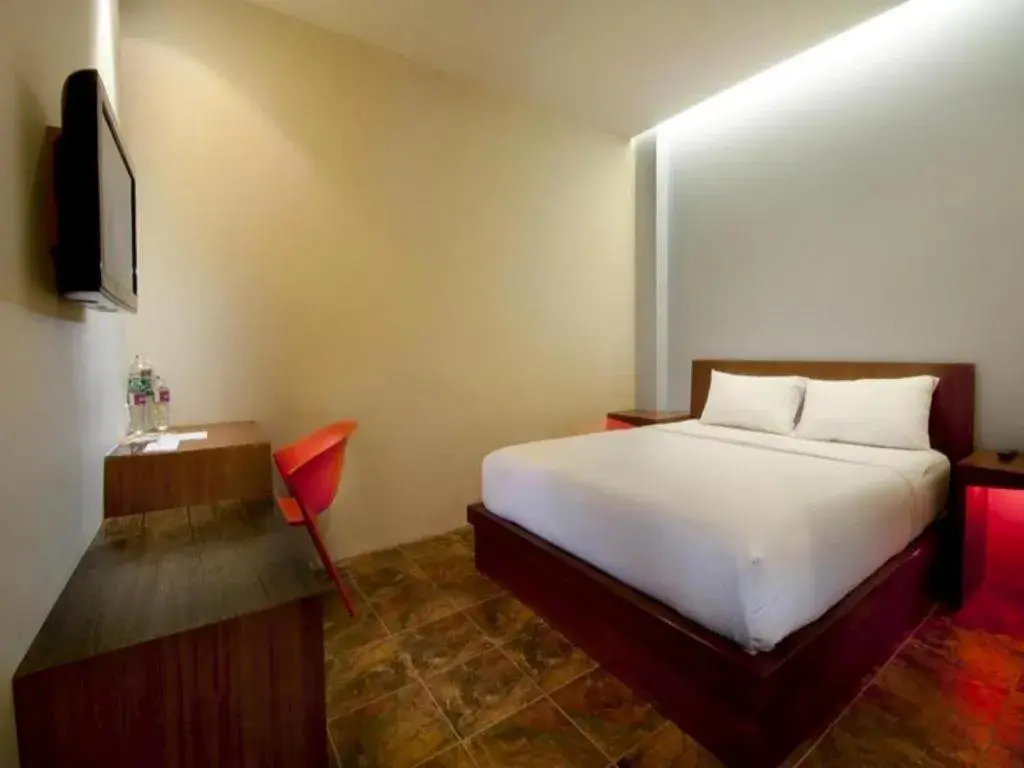 Bed in Plan B Hotel Bed in Plan B Hotel