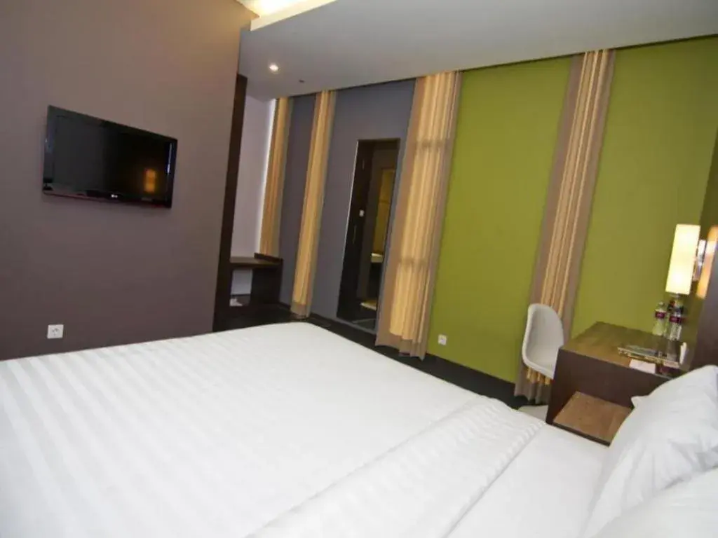 Bed in Plan B Hotel Bed in Plan B Hotel