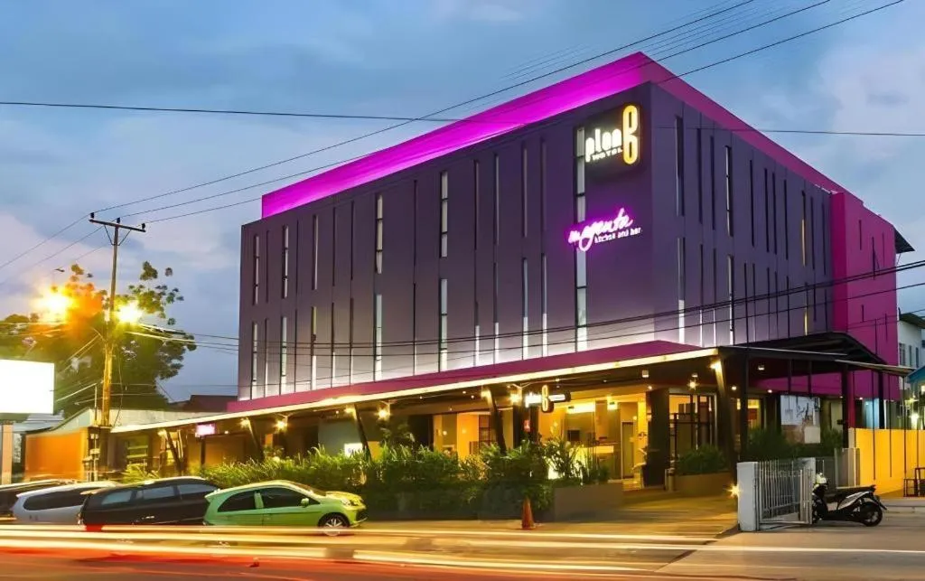 Plan B Hotel