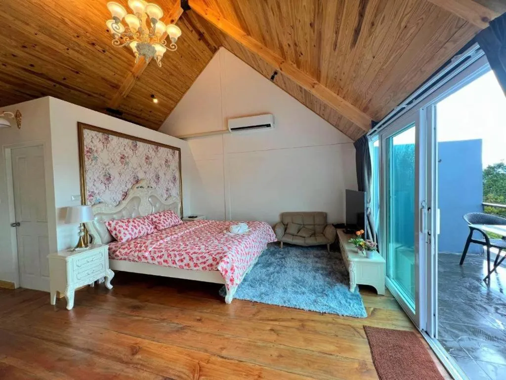 Bed in Kirirath Resort