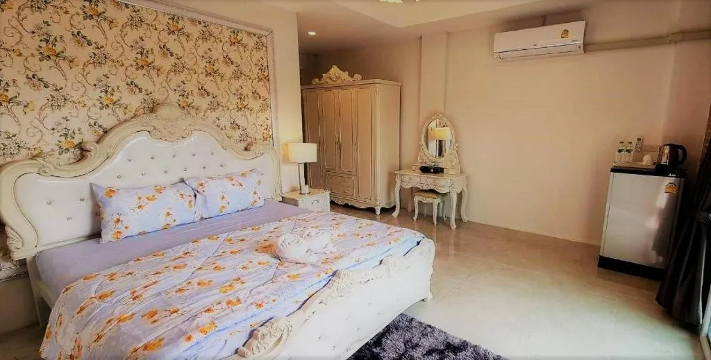 Bed in Kirirath Resort