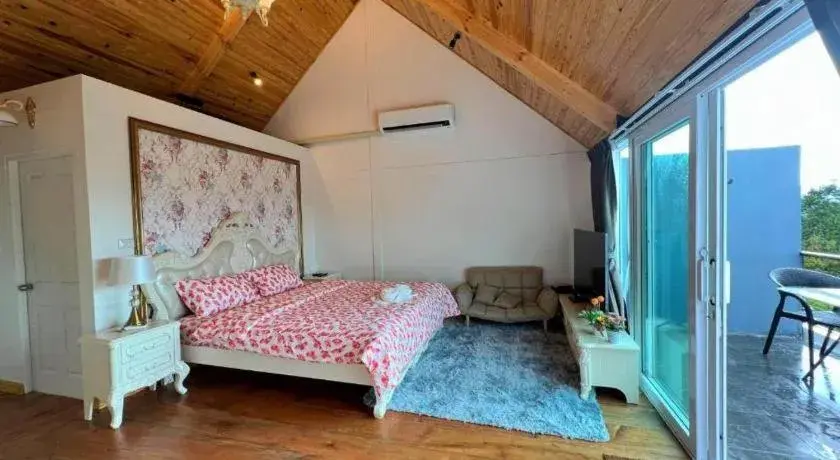 Bed in Kirirath Resort Bed in Kirirath Resort