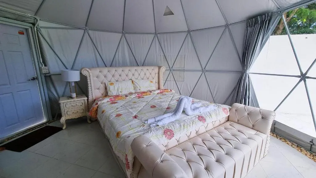 Bed in Kirirath Resort