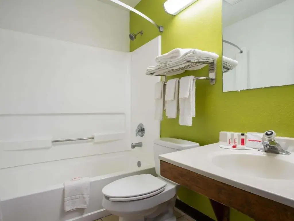 Super 8 By Wyndham Franklin Super 8 By Wyndham Franklin