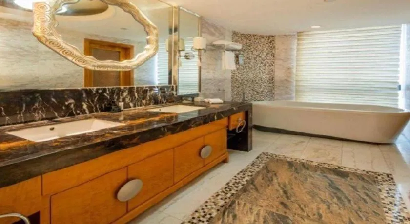 New Century Grand Hotel Xinxiang