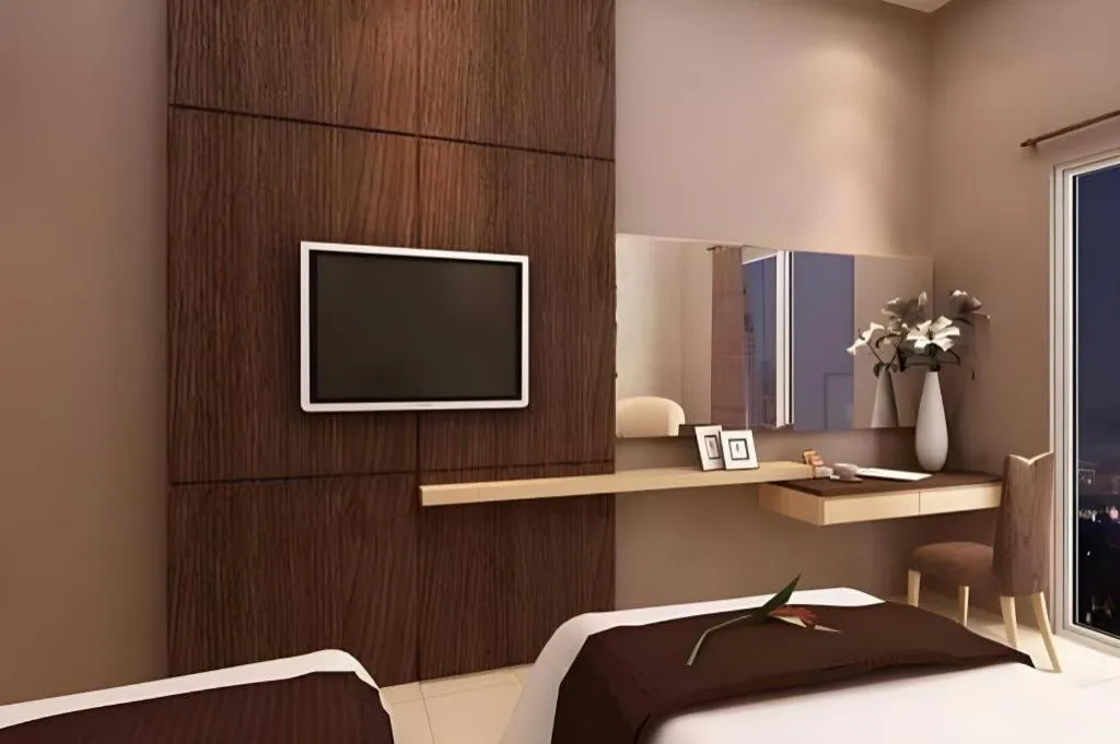 Bed in Bella Hotel Surabaya