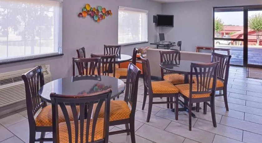 Americas Best Value Inn Batesville