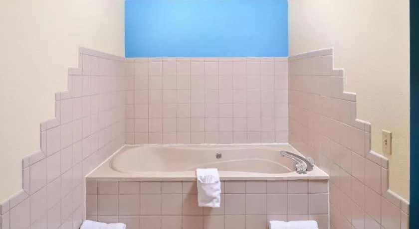 Americas Best Value Inn Batesville