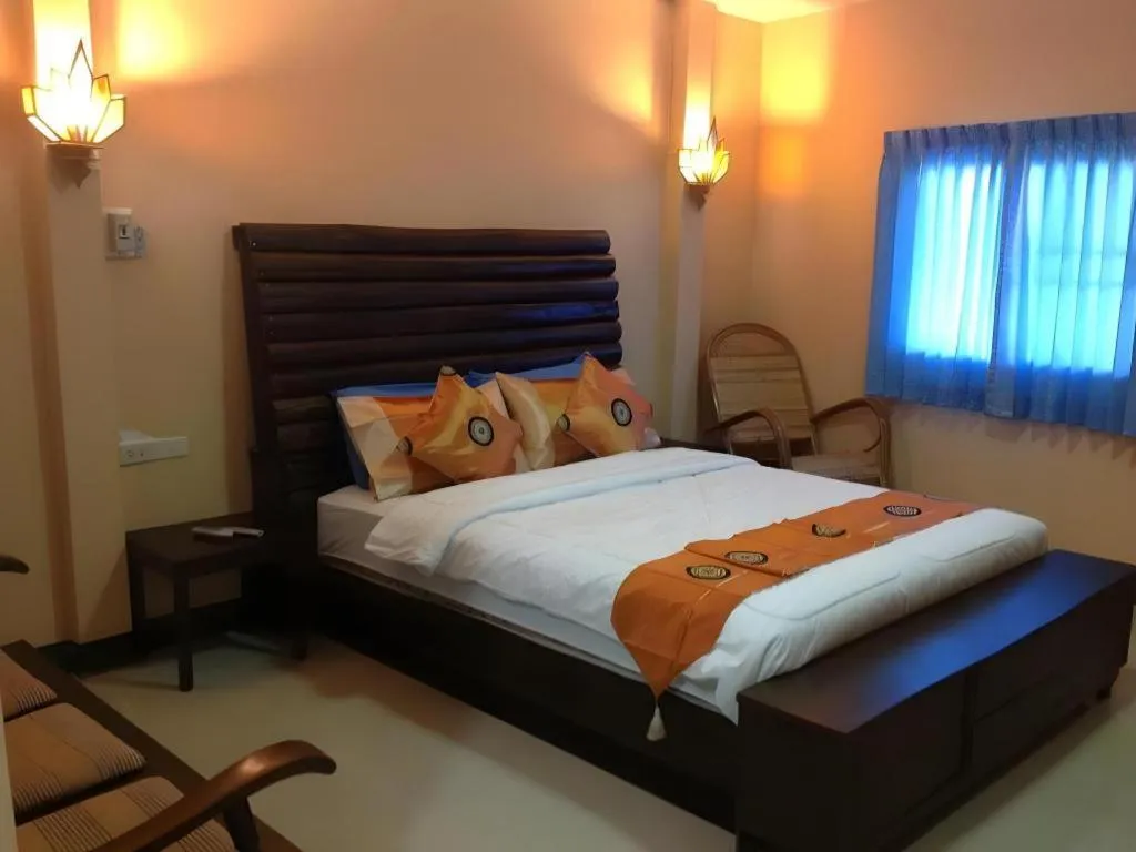 Bed in Ruen Kaew Resort