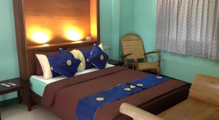 Bed in Ruen Kaew Resort