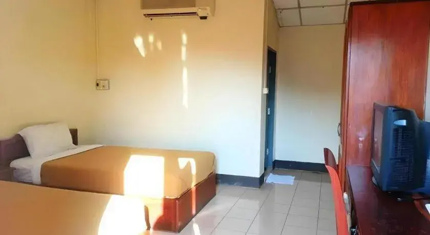 Bed in Souvanna Hotel Bed in Souvanna Hotel