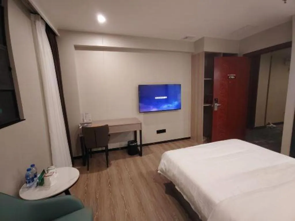Bed in GreenTree Inn Shenzhen Kengzi Town Express Hotel