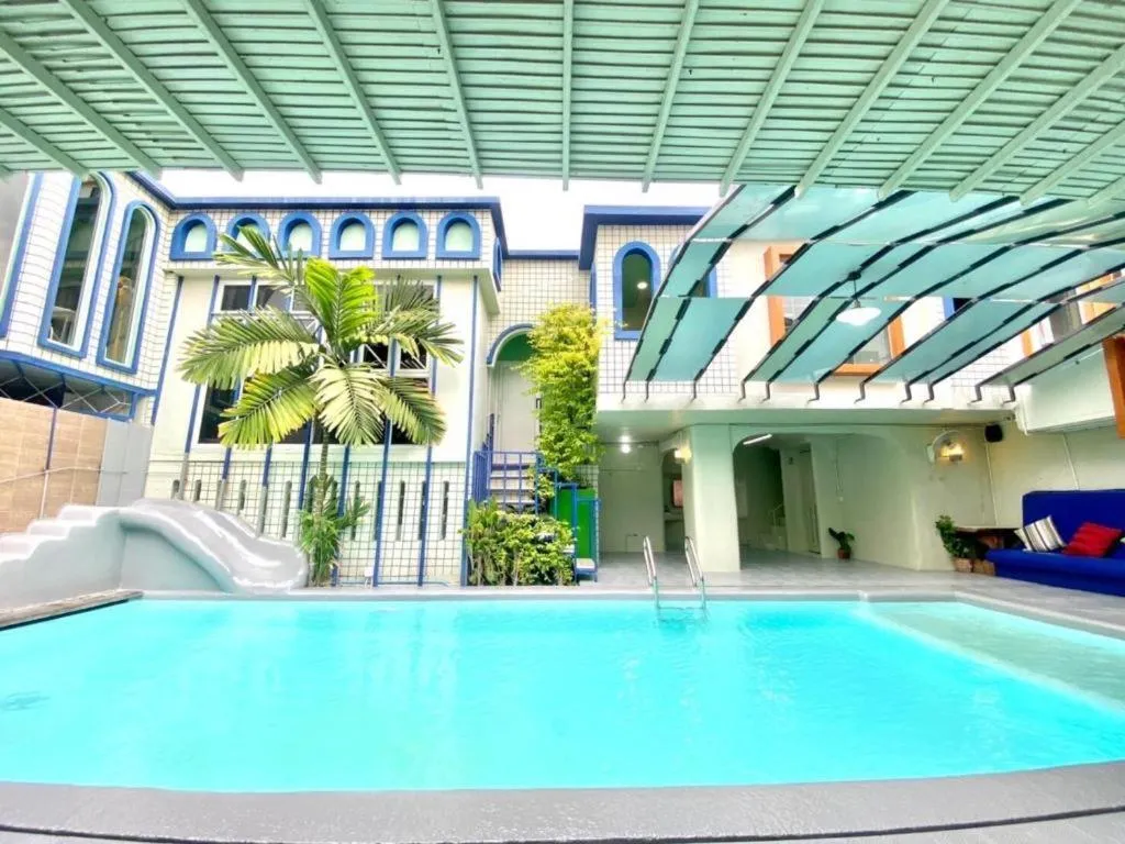 Hy-resort