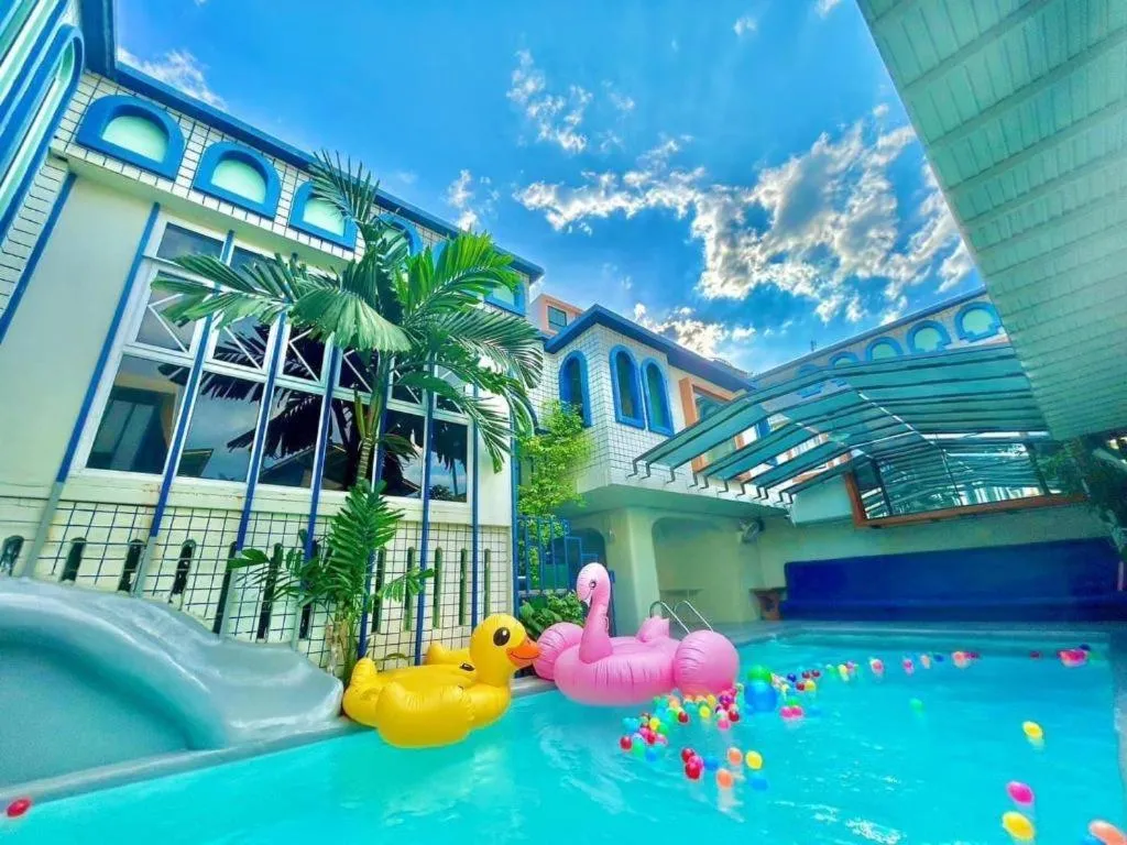 Hy-resort