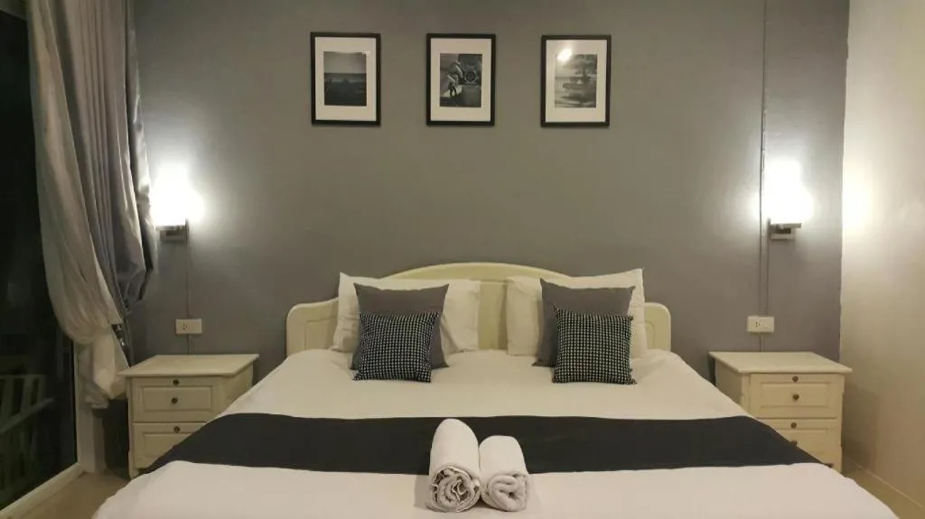 Bed in Baan Chao Mai Beach House