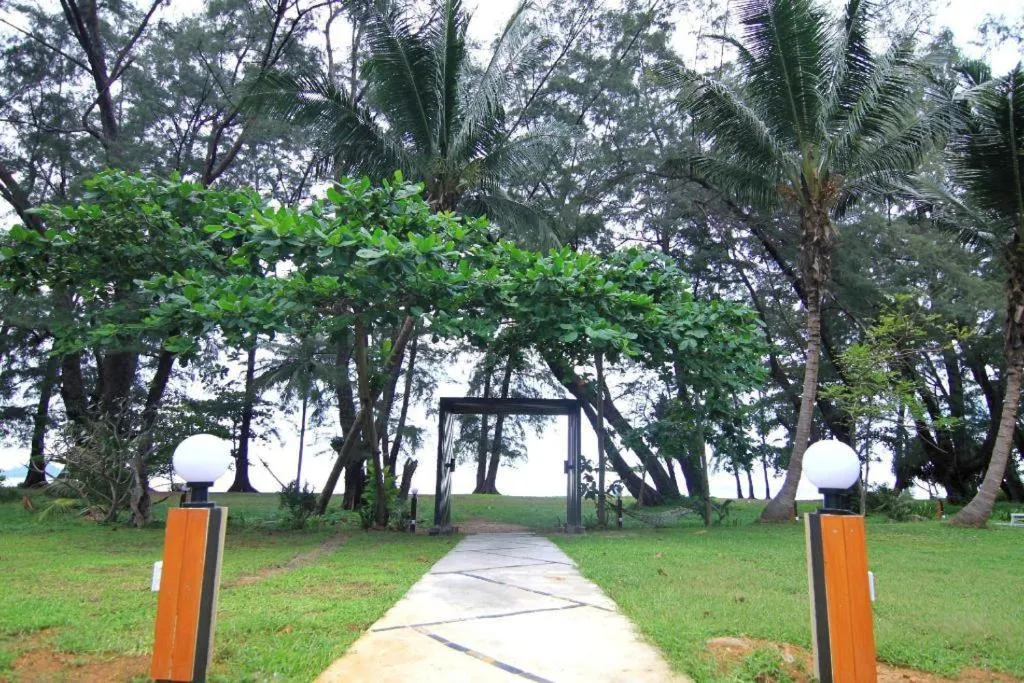 Baan Chao Mai Beach House