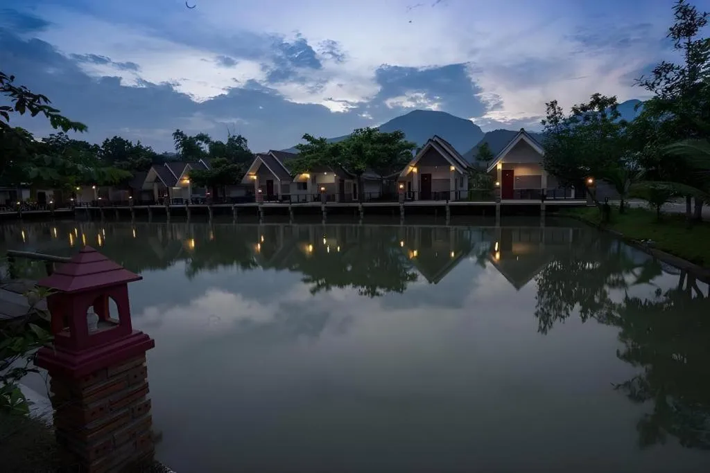 Ban Naam Resort