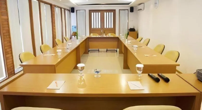 The Cipaku Garden Hotel