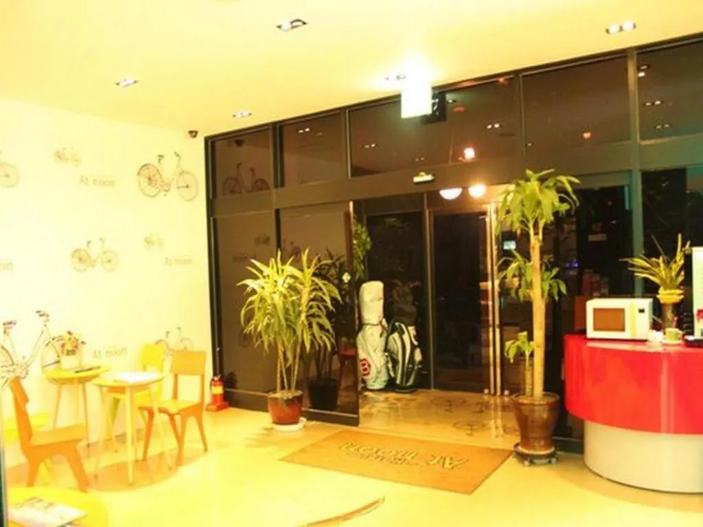 At Noon Hotel in Jeju