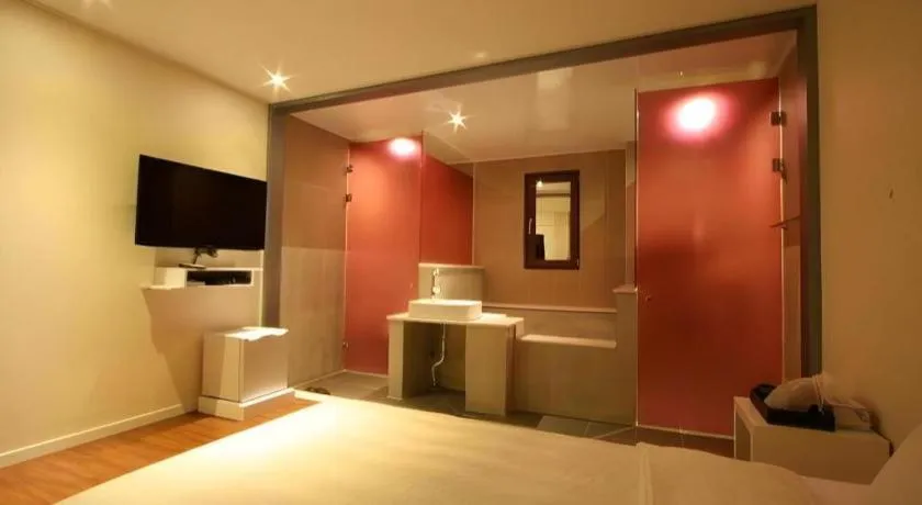 At Noon Hotel in Jeju