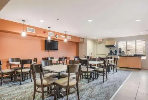Sleep Inn & Suites Ronks - Lancaster Area Sleep Inn & Suites Ronks - Lancaster Area