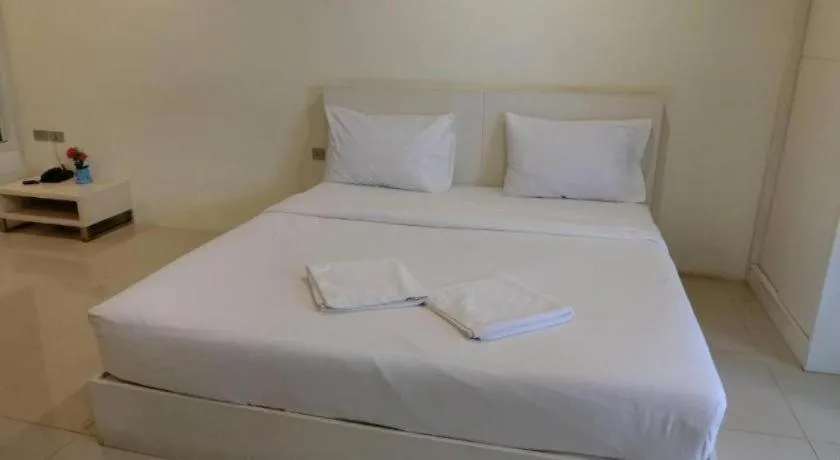 Bed in R-Con Sea Terrace