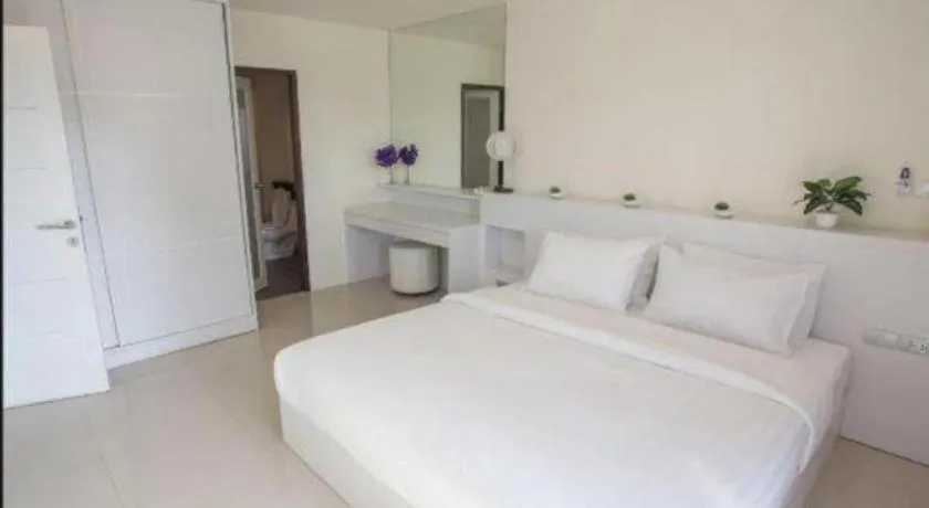 Bed in R-Con Sea Terrace