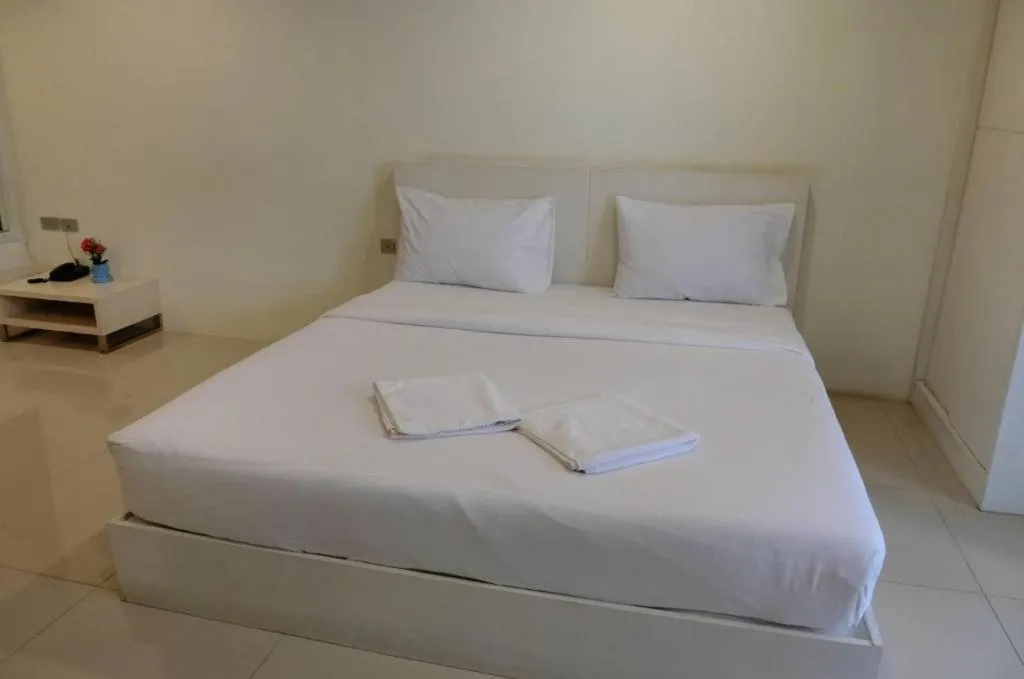 Bed in R-Con Sea Terrace