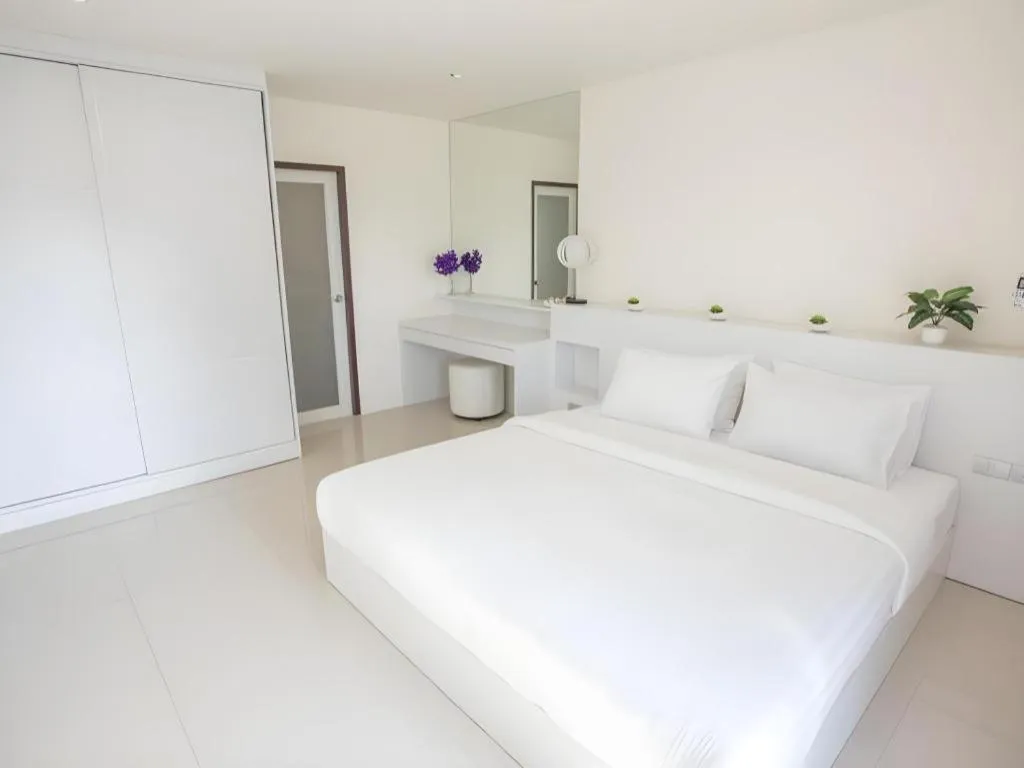 Bed in R-Con Sea Terrace