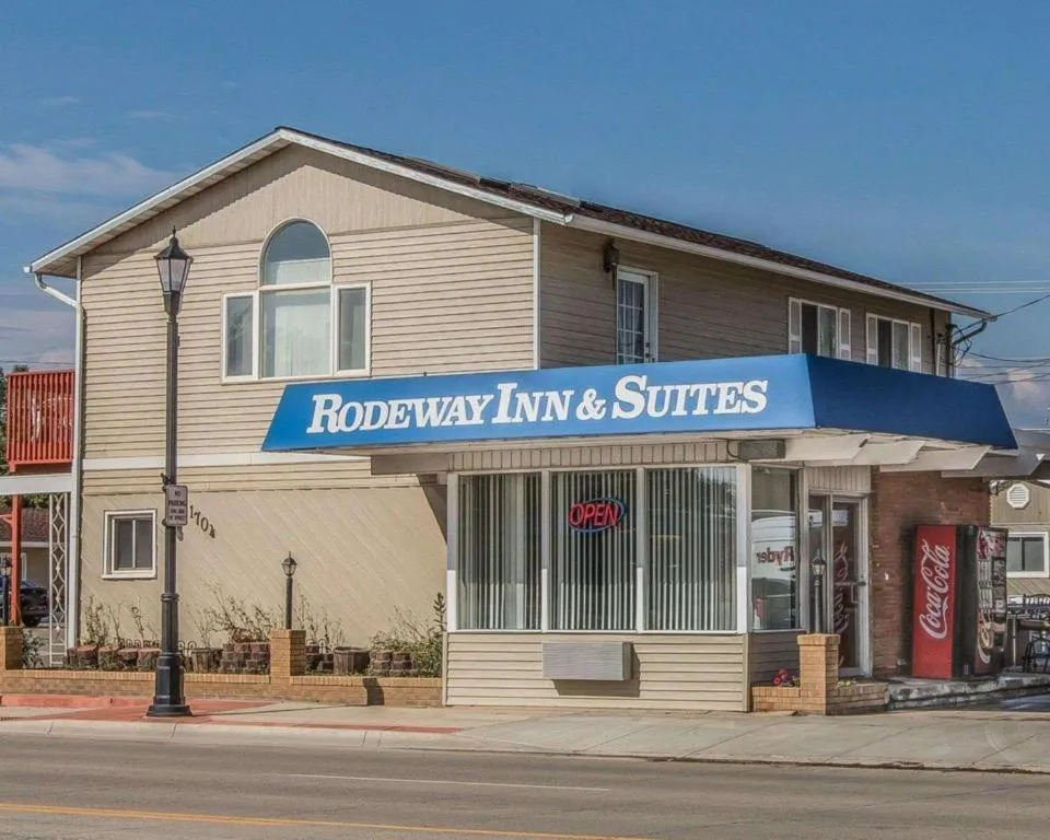 Rodeway Inn & Suites