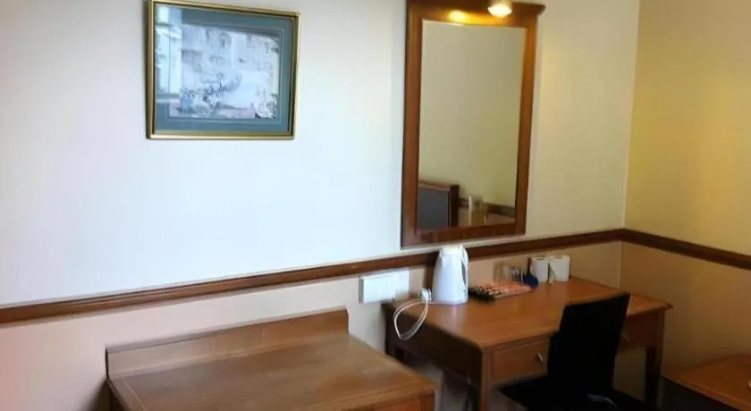 Four Chain View Hotel