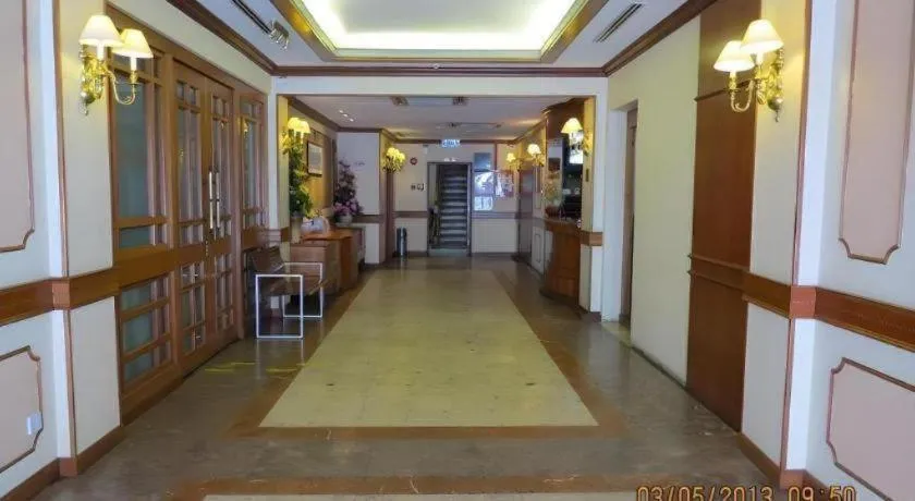 Four Chain View Hotel