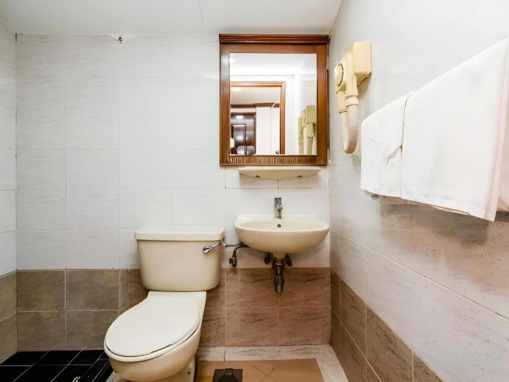 Four Chain View Hotel