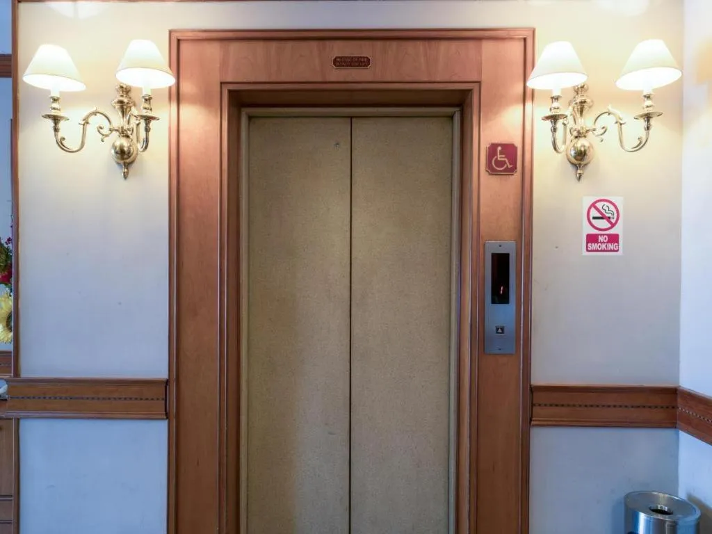 Four Chain View Hotel